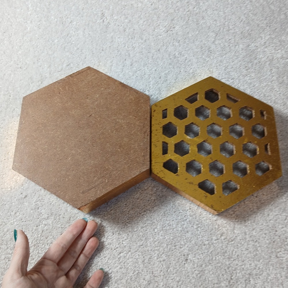 Wooden Honeycomb Hexagon Nesting Box Bee Decor Sign Gold Foil Metallic Shiny - Picture 12 of 13